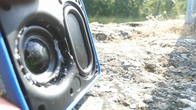 Fake jbl go2 upgraded edition (short) Bass test + big fail ? (100% volume) смотреть онлайн