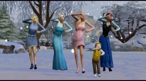 Беременная Барби рожает в ванне (с помощью Эльзы Фрозен)