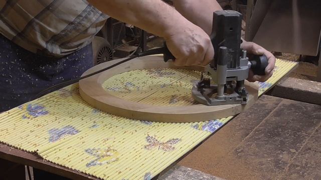 Круглая рама для зеркала своими руками