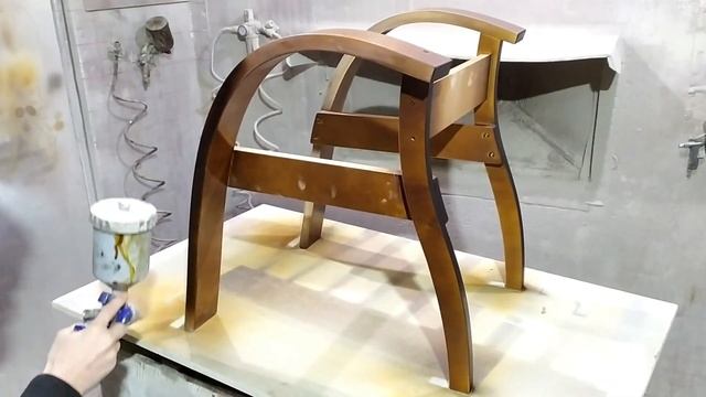 ПОКРАСКА каркаса стула из гнутоклееной ФАНЕРЫ .как покрасить фанеру смотреть онлайн