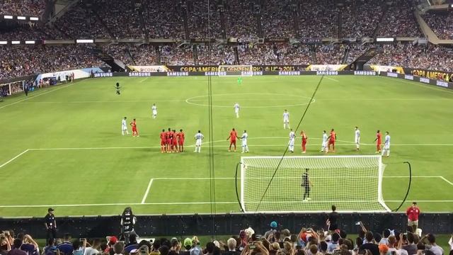 Lionel Messi free kick goal, captured from the stands! Copa America 2016 смотреть онлайн