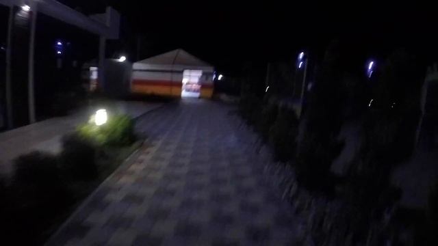 Ливень на ярмарке. Проспект ночью. Два дня без сна. Дырявый надувной. смотреть онлайн