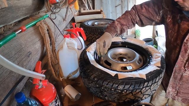 Простая покраска ржавых колёс по деревенски смотреть онлайн