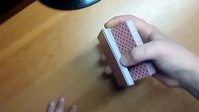 Красивая тасовка карт одной рукой смотреть онлайн