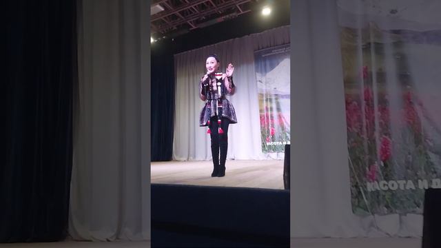 Звезда калмыцкой эстрады, зажигательная Гиляна БЕМБЕЕВА в Нальчике смотреть онлайн