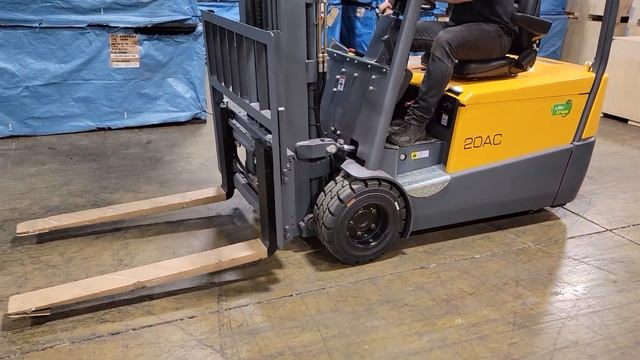 Electric Forklift With Lithium Battery In Stock Now CPD205A Test And Review смотреть онлайн
