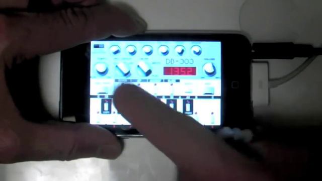 Digital Bass Line (DB-303!) iPhone/iPodtouch APP смотреть онлайн