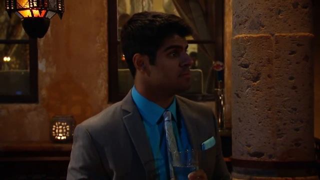 Rachel Gives Bryan her First Impression Rose - The Bachelorette 13x1 смотреть онлайн