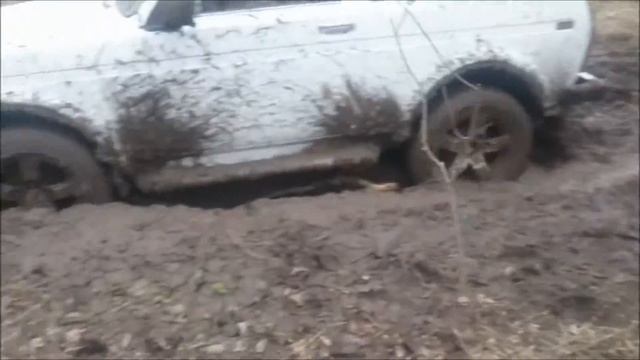 Niva 4x4 Уаз hyundai accent смотреть онлайн