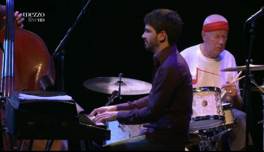 Radiation 10 + Han Bennink - Bossa Super Nova =HD= смотреть онлайн