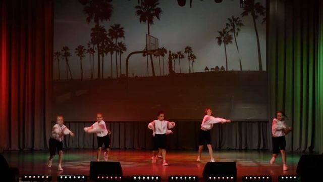 FS dance studio (Minsk) - FSKIDS - Харитон Виктория смотреть онлайн