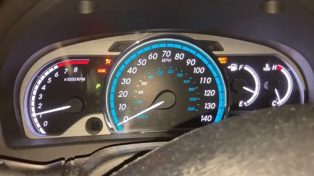 2009 Toyota Venza Startup (night start) смотреть онлайн
