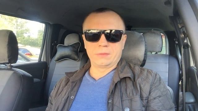 Лада Ларгус Не сразу тухнет лампа давления масла. смотреть онлайн