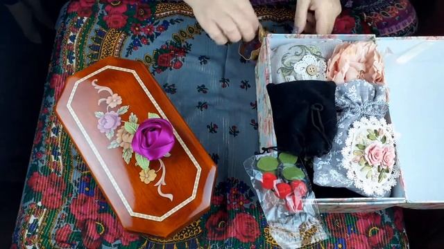 Музыкальная шкатулка // Лакированное дерево с цветочным орнаментом // Хранение ювелирных украшений смотреть онлайн