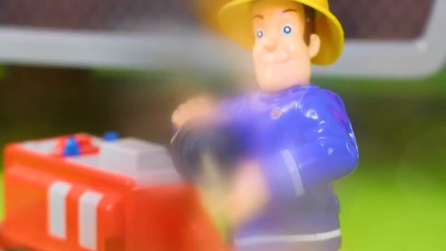 Пожарная машина и пожарник детские мультики смотреть онлайн