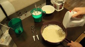Приготовление теста с миксером