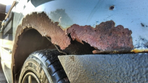 Ремонт сквозной коррозии, простой способ. Без сварки.