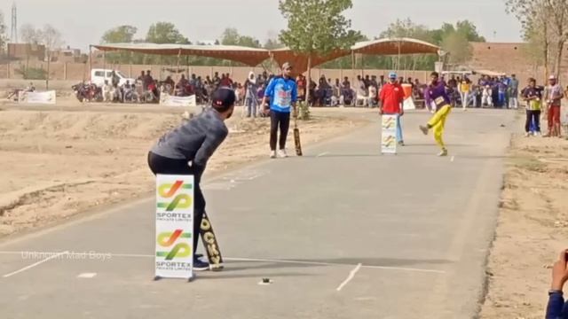Pakistan International Player Asif Ali playing Tape Ball Cricket Match | Cricket PK смотреть онлайн