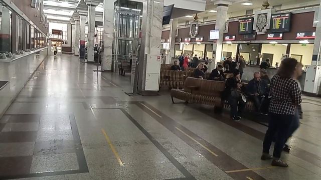 На Казанском вокзале/Покупаю билет в Воронеж... смотреть онлайн