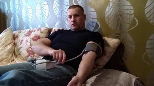 Как правильно в домашних условиях померить себе давление полуавтоматическим тонометром? смотреть онлайн