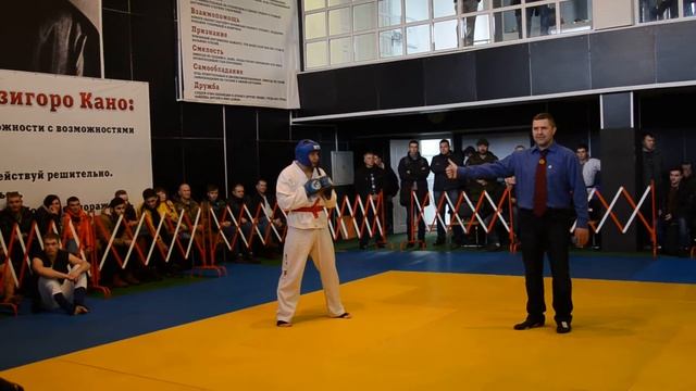 Колесников Игорь 1 бой до 75 кг, рукопашный бой 11.12.16 смотреть онлайн