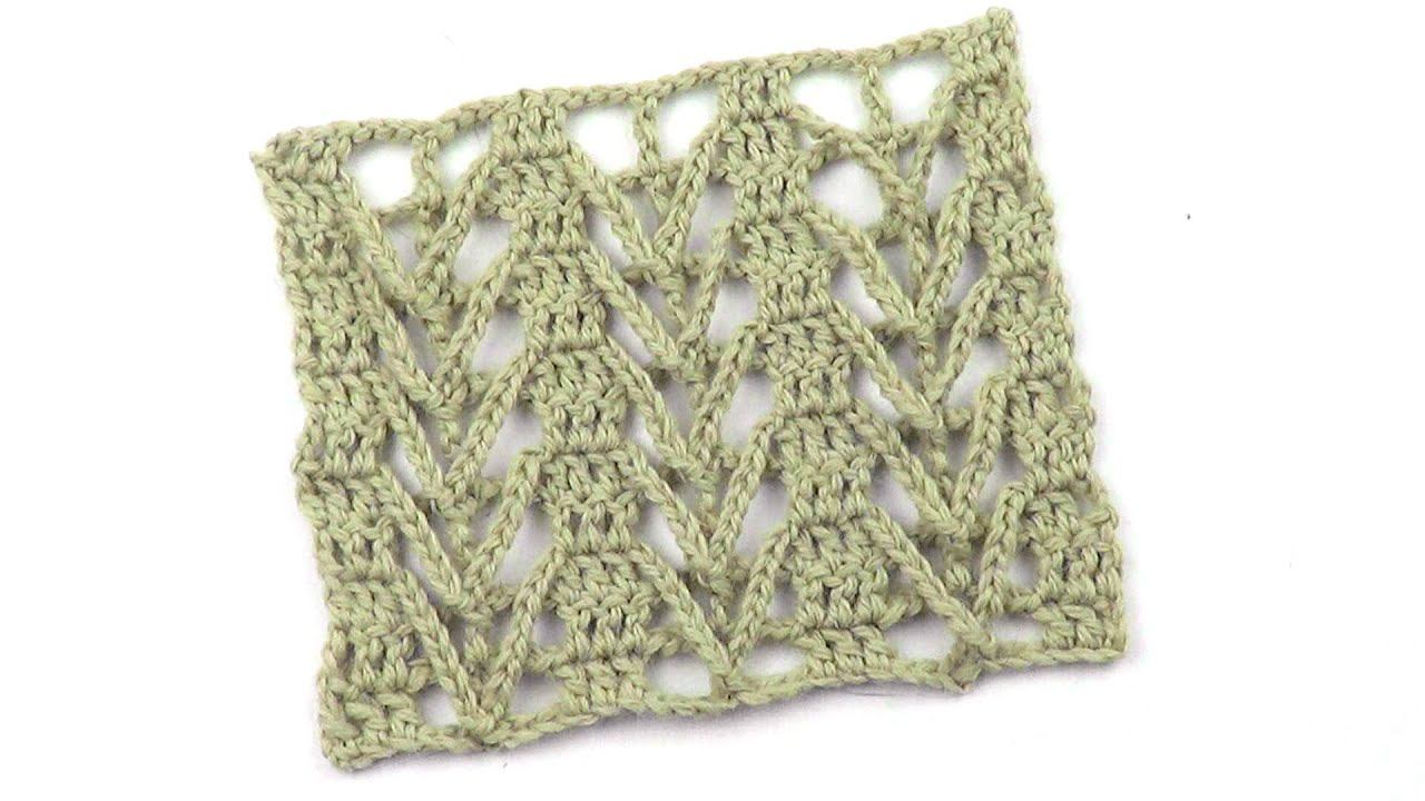 Ажурный узор с накладными цепочками Openwork pattern with chains смотреть онлайн