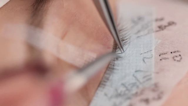 Онлайн-курс "Базовый курс по наращиванию ресниц" смотреть онлайн