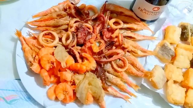 Жареные Морепродукты. Традиционный Неаполитанский Ужин в Сочельник смотреть онлайн