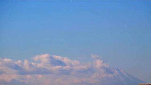 Снег на горе Фудзи