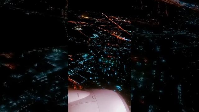 Самолёт, лететь, Нью-Йорк , 2022 новыйгод смотреть онлайн