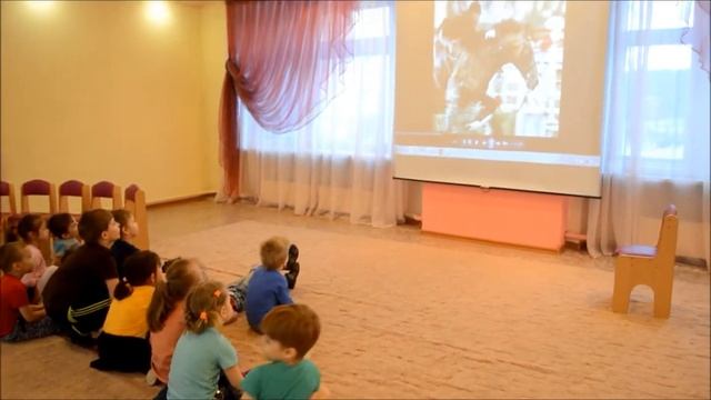 Фрагмент музыкального занятия в группе компенсирующей напрвленности смотреть онлайн