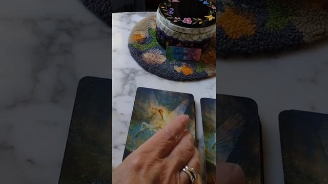One card pull for Wisdom Wednesday! смотреть онлайн