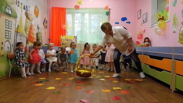 Праздник осени в младшей группе смотреть онлайн