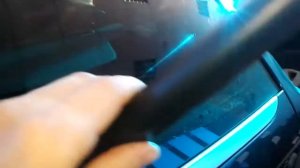 Порше Кайен (Porsche Cayenne): Как поставить задний дворник и опустить его?