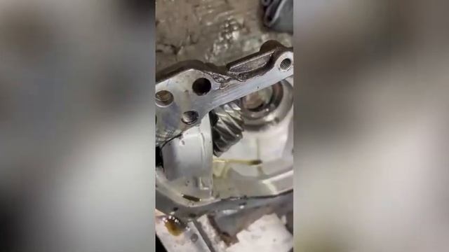 Диагностика на подъемнике (звук до и после) и ремонт переднего редуктора 2.92 на БМВ Х1 Е84 смотреть онлайн