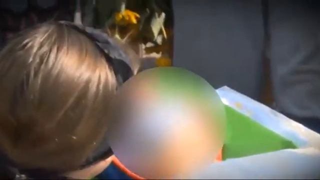 Что не замечал мир 8 лет смотреть онлайн