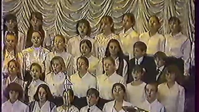 Выступление хора 1-ой музыкальной школы в сопровождении городского оркестра смотреть онлайн