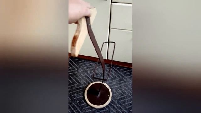 Напольная вешалка. Отличный подарок. смотреть онлайн