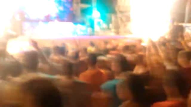 Steve Angello at Makronissos Beach, Cyprus смотреть онлайн