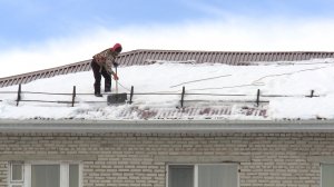 Осторожно, сход снега с крыш