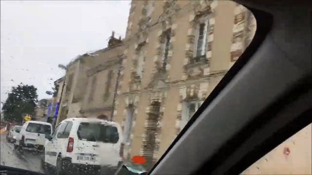 France. Жизнь во Франции. Выбираем бюджетный электромобиль Dacia Spring. Пробный прокат по Trélazé смотреть онлайн