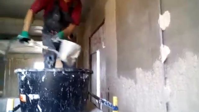 Нанесение гипсовой штукатурки хопер ковшом смотреть онлайн