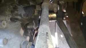 Не включаются передачи. мерседес атего.