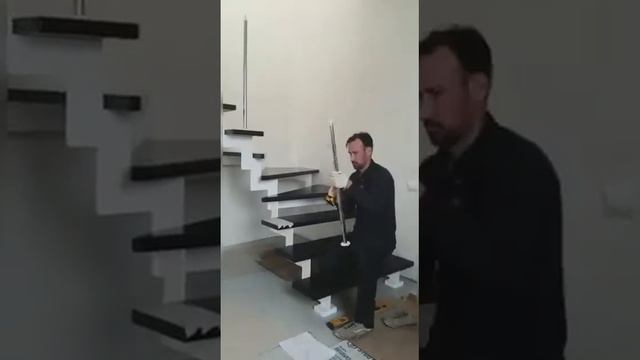 Лестница с хромированными перилами Милена-5 смотреть онлайн