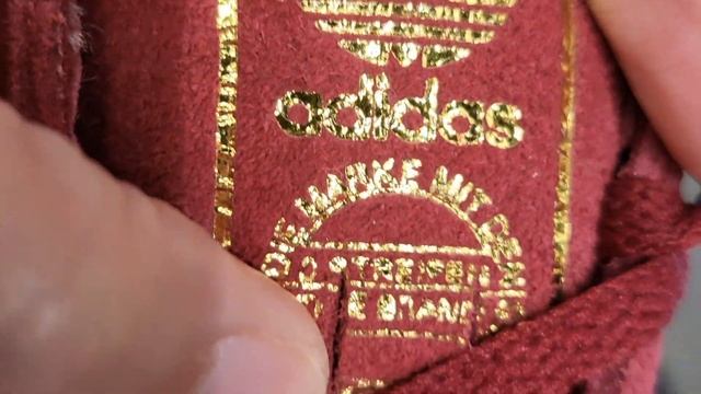 Adidas Originals Jeans - Is It For You? Here's the Close-Up Look! смотреть онлайн