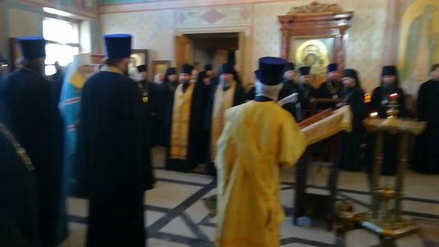 Батюшки поют. Царю Небесный. 27.12.2018 смотреть онлайн