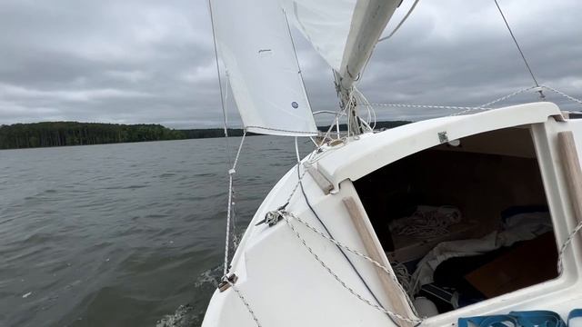 first sail on my 1980 Com-Pac 16 смотреть онлайн