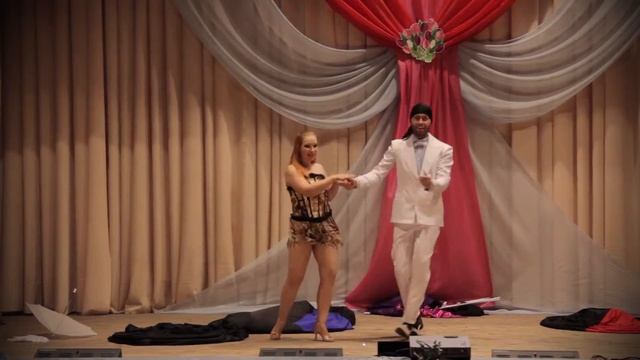 Quick change. Фокусник. Омск. Трансформация костюмов. +7-960-983-77-01 смотреть онлайн