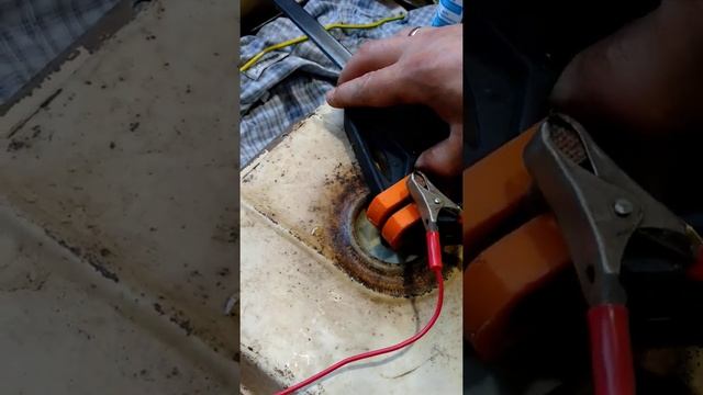 Очистка бака от ржавчины. ч.1 смотреть онлайн