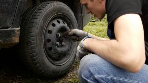 Chevrolet Lanos (Шевроле Ланос) Люфт ступечного подшипника сзади, устранение люфта!